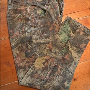 Wrangler Men's Leafy Camouflage Jeans